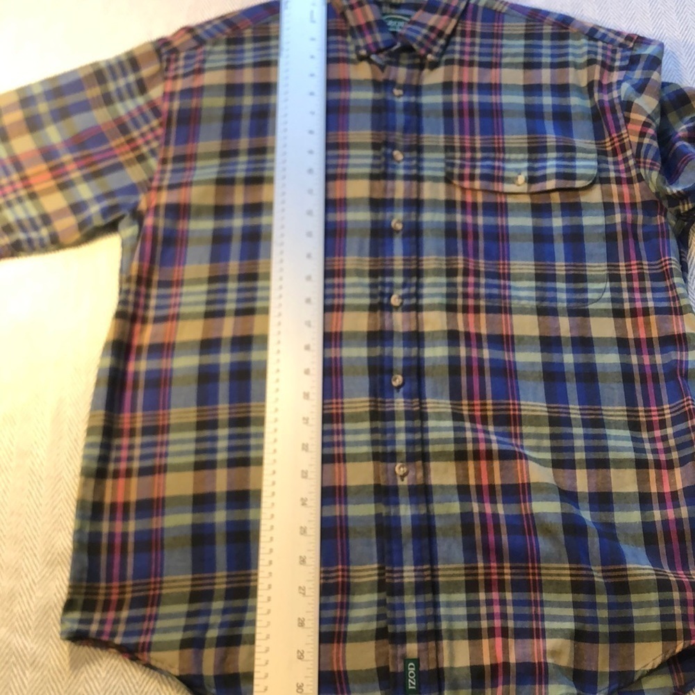 IZOD Flannel Shirt Medium Cotton Short Sleeev Pit to Pit 22 1/2” Preworn - Picture 12 of 14